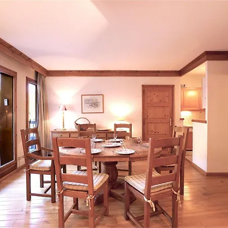 Spacieux 3 Chambres, Skis Aux Pieds Avec Parking Et Wifi - Fr-1-575-24 Appartement Courchevel