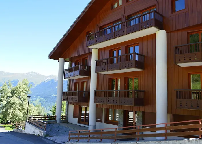 Spacieux 3 Chambres, Skis Aux Pieds Avec Parking Et Wifi - Fr-1-575-24 Appartement