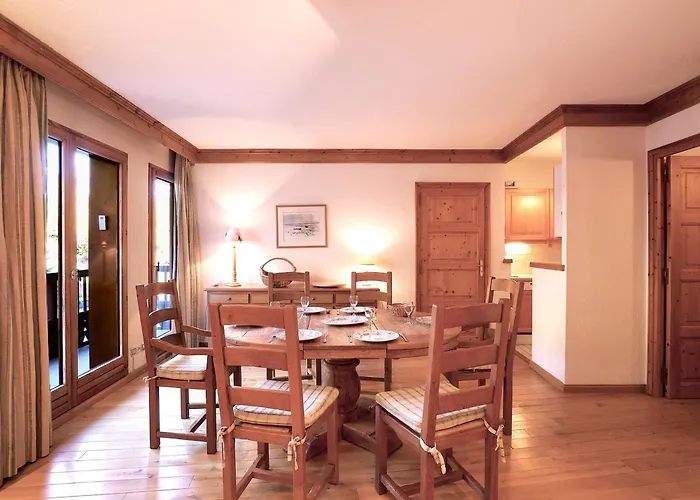 Spacieux 3 Chambres, Skis Aux Pieds Avec Parking Et Wifi - Fr-1-575-24 Appartement Courchevel